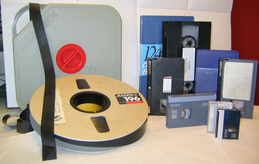 Specialist tape format identification